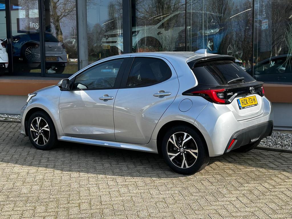 Toyota Yaris 1.5 Hybrid Dynamic/Adap.Cruise/Led, Gebruikt, 116 pk, Bedrijf, 857 km