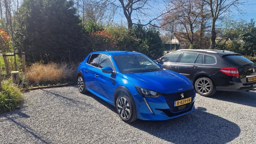 Peugeot 208 EV 50kWh 2021 Allure, Auto's, Blauw, Elektrisch, Particulier, 450 min
