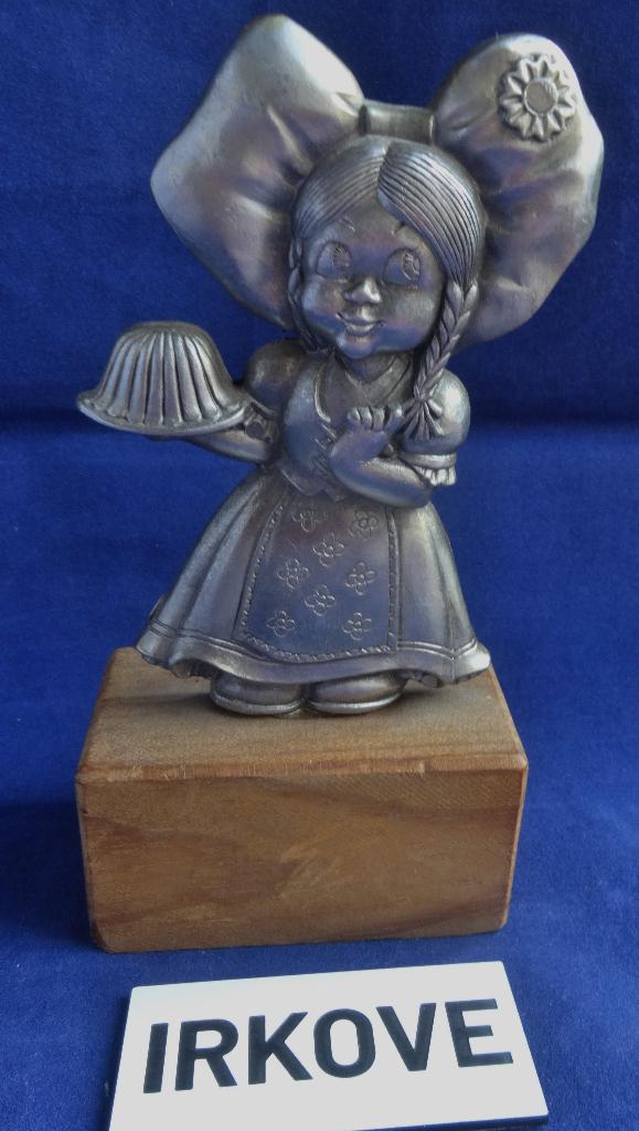 TROTSE BAKKERS VROUW * Leuke Prijs? *, Antiek en Kunst, Antiek | Tin, Verzenden