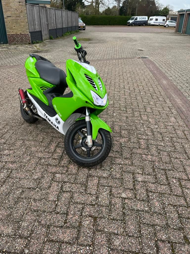 Aerox, Fietsen en Brommers, Scooters | Yamaha, Zo goed als nieuw, Aerox, Benzine, Ophalen