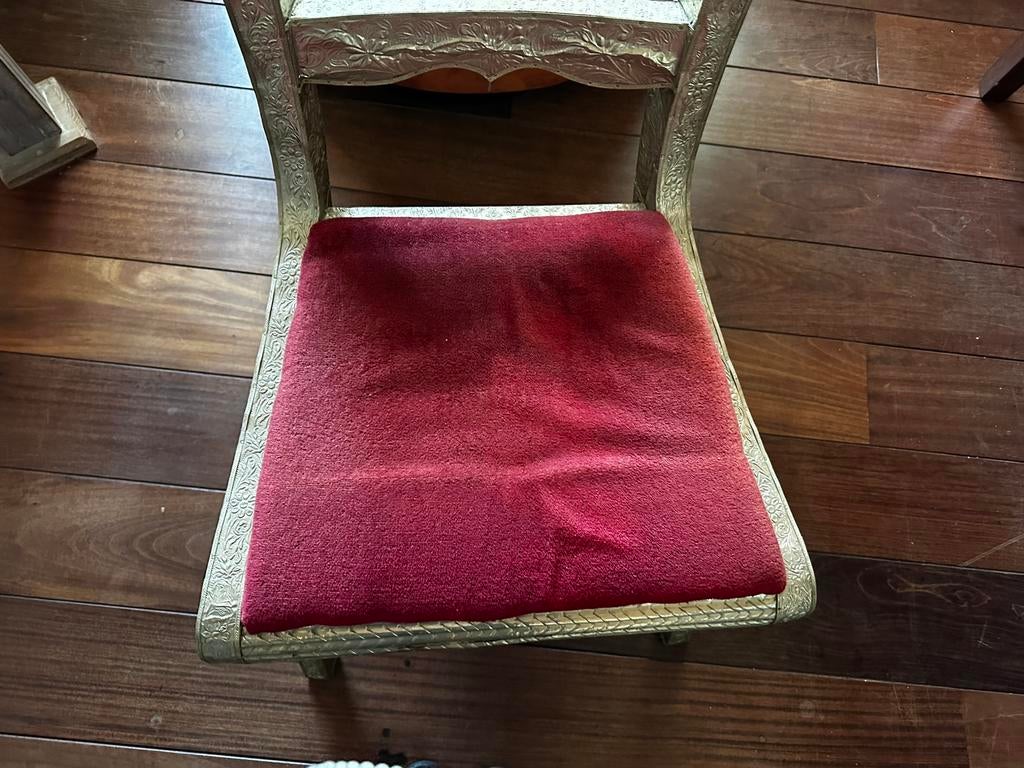 4 x zeer unieke en vintage stoelen €225,00 per stuk, Ophalen