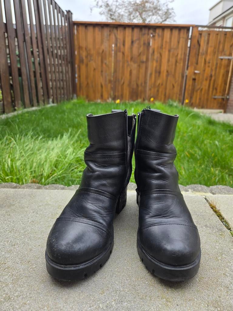 Zwarte enkellaarzen, Ophalen, Zo goed als nieuw, Zwart