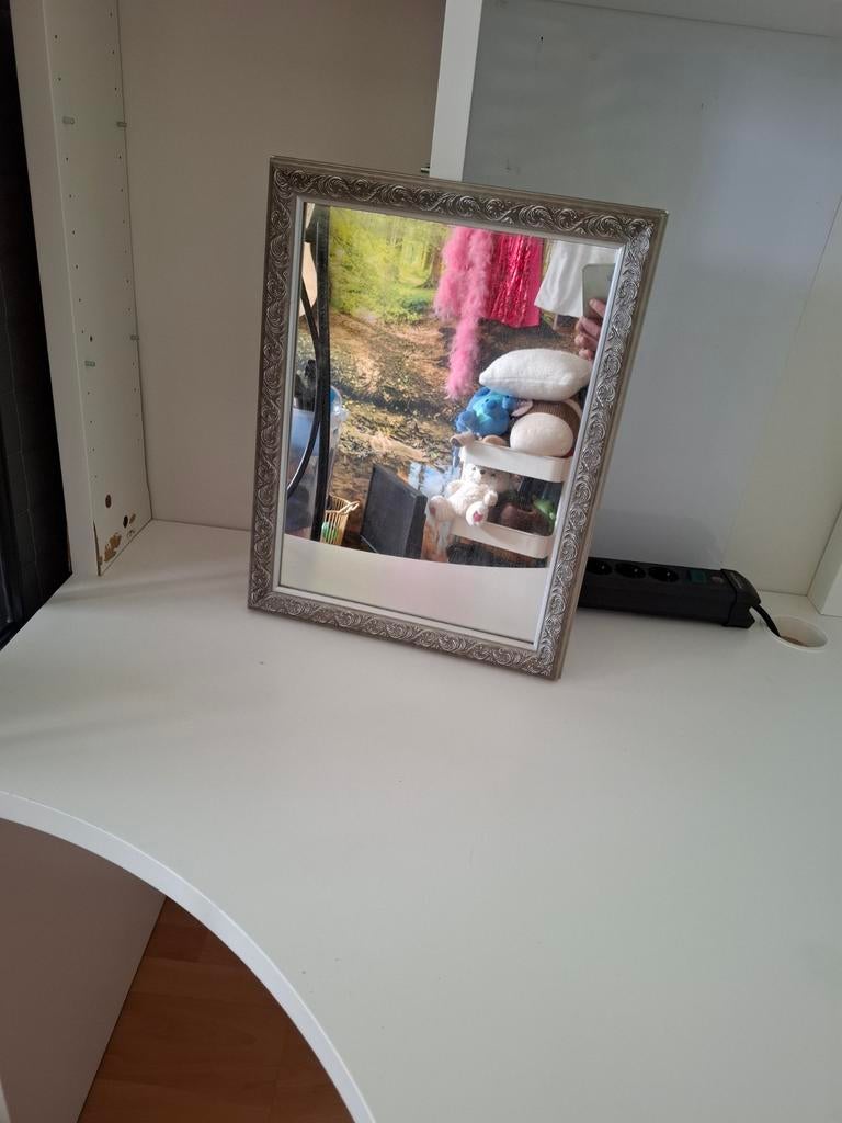 Spiegel met bewerkte lijst, Ophalen of Verzenden, Gebruikt, Rechthoekig, Minder dan 100 cm