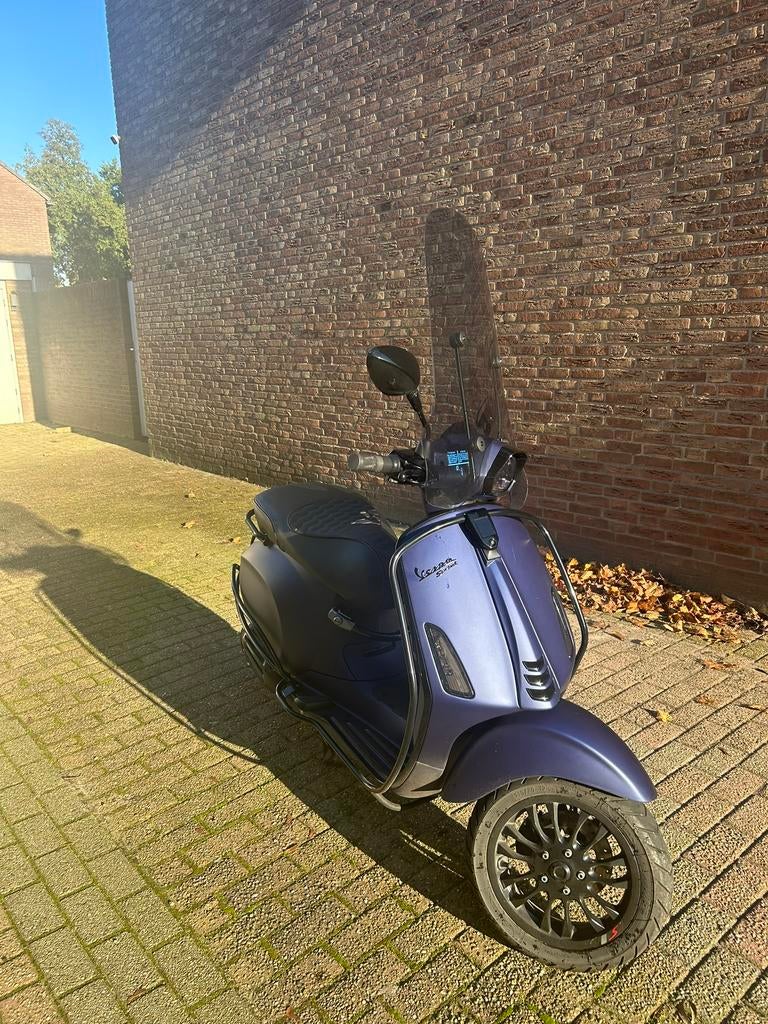 Vespa Sprint 2022, Ophalen, Zo goed als nieuw, Benzine