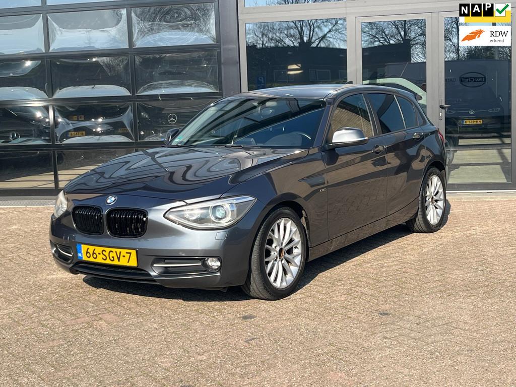 BMW 1-serie 116i Sport-Line , Leer, Xenon, Auto's, BMW, Bedrijf, Te koop, 1-Serie, ABS, Airbags, Airconditioning, Bluetooth, Bochtverlichting