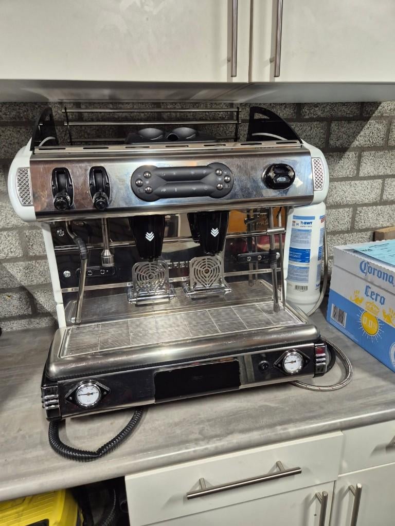 Rombouts Via Nova II koffiemachine – goed onderhouden, Ophalen, Gebruikt