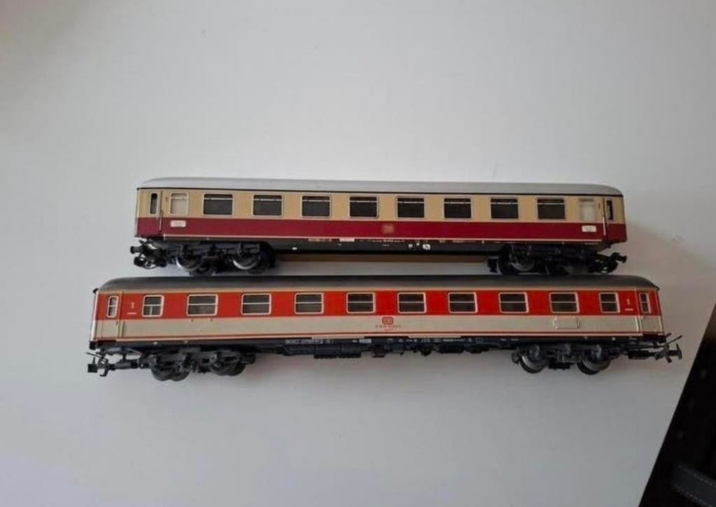 Marklin personenwagons 4089 TEE en 4085 DB, Hobby en Vrije tijd, Modeltreinen | N-Spoor, Gelijkstroom, Wagon, Zo goed als nieuw