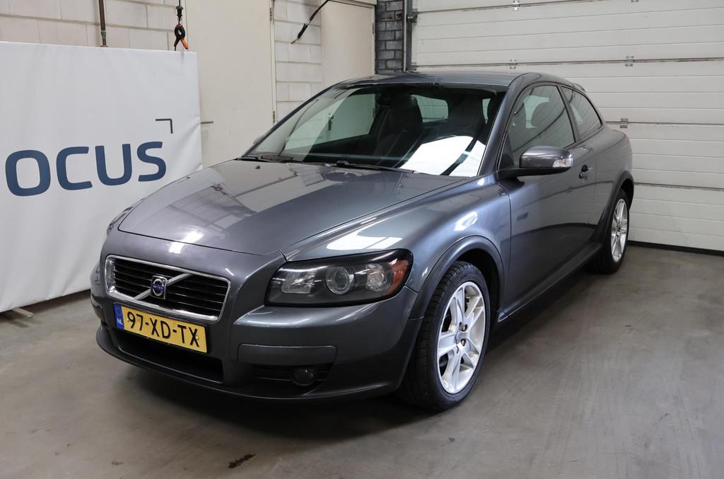Volvo C30 1.6 Momentum 2e eigenaar APK Trekhaak Cruise NAP A, Auto's, Voorwielaandrijving, 1596 cc, Zwart, 4 cilinders