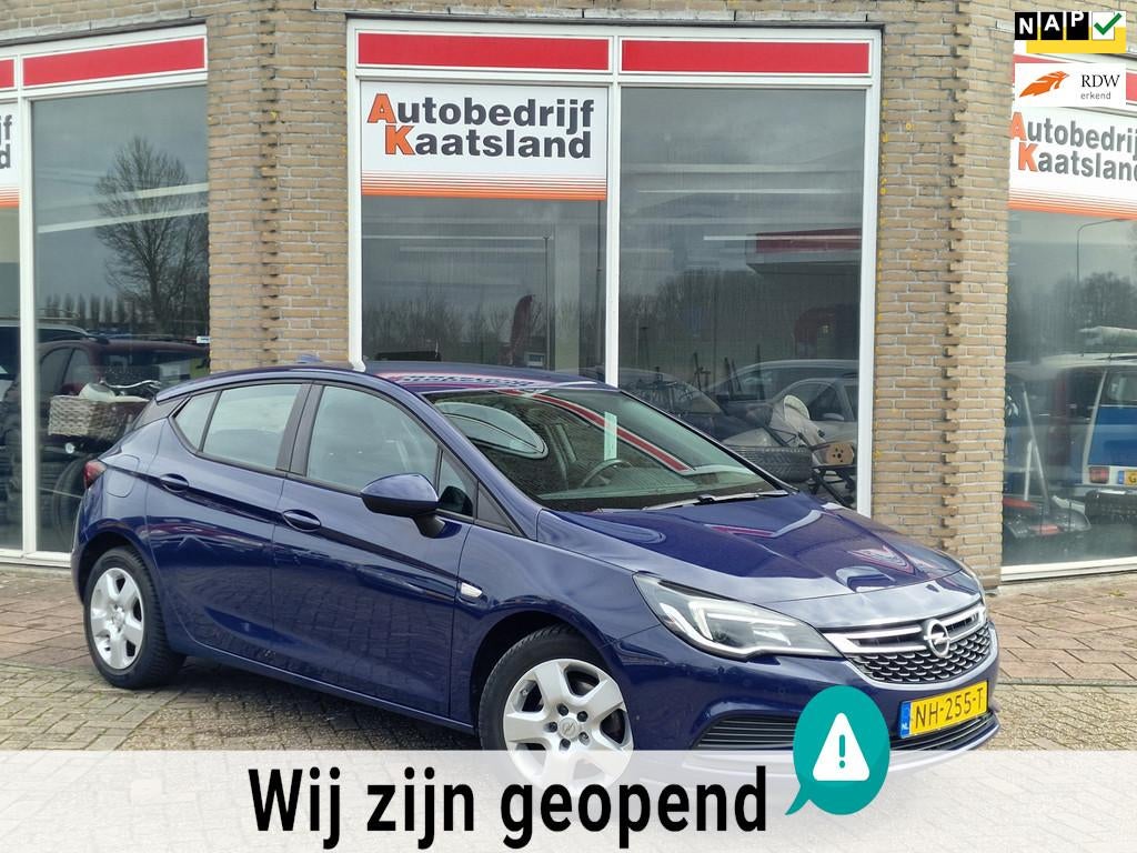 Opel Astra 1.6 CDTI Online Edition - Navi - Cruise - Clima -, Auto's, Opel, Voorwielaandrijving, Stof, Gebruikt, 4 cilinders