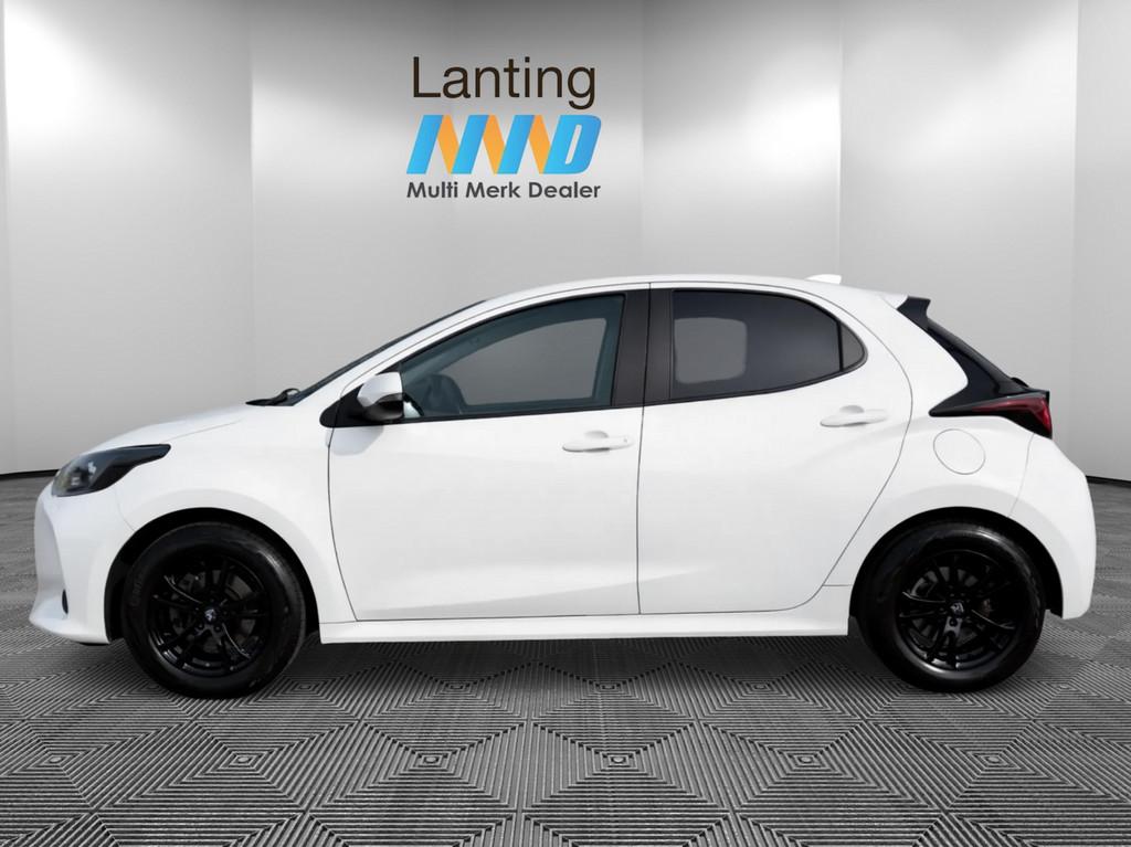 Toyota Yaris 1.5 Hybrid Comfort Black & White, 450 kg, Gebruikt, Euro 6, Met garantie (alle)