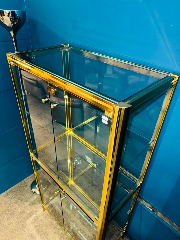 Vintage Hollywood Regency vitrinekast met sleutels, Ophalen of Verzenden