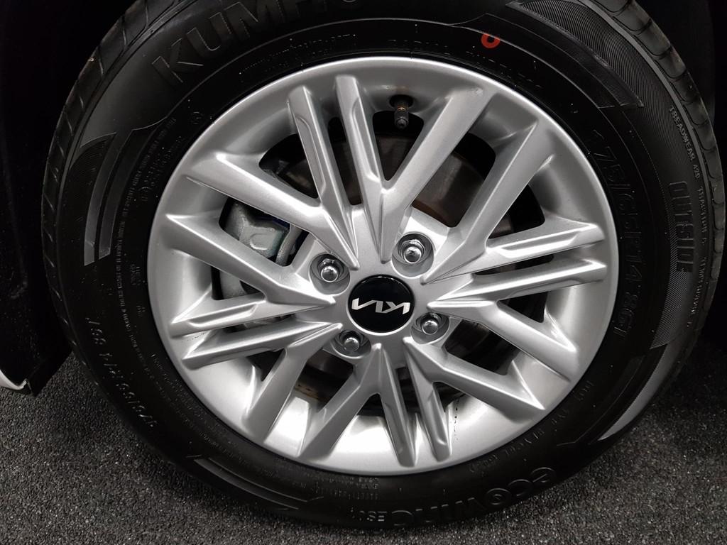 Kia Picanto 1.0 DPi Automaat DynamicLine Navigatie Apple Car, 877 kg, Stof, Gebruikt, 4 stoelen