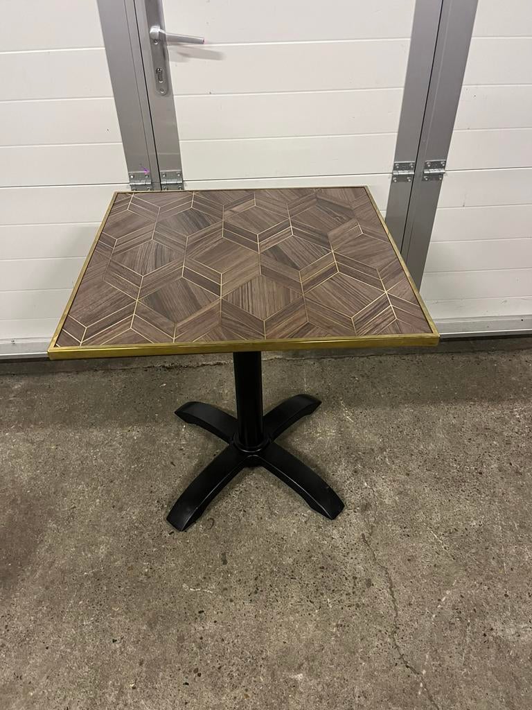 Luxe Terrastafel 70x70 cm, bistro, horeca messingrand, Ophalen, Zo goed als nieuw