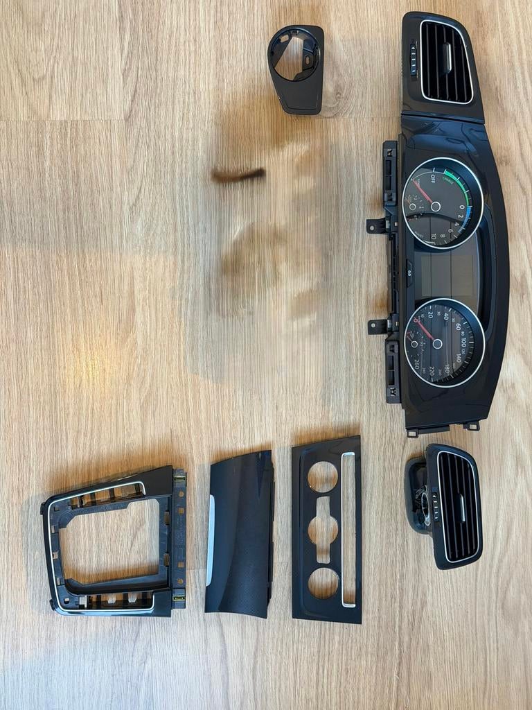 Golf 7 kilometerteller en omlijstingen, Ophalen of Verzenden, Gebruikt, Volkswagen