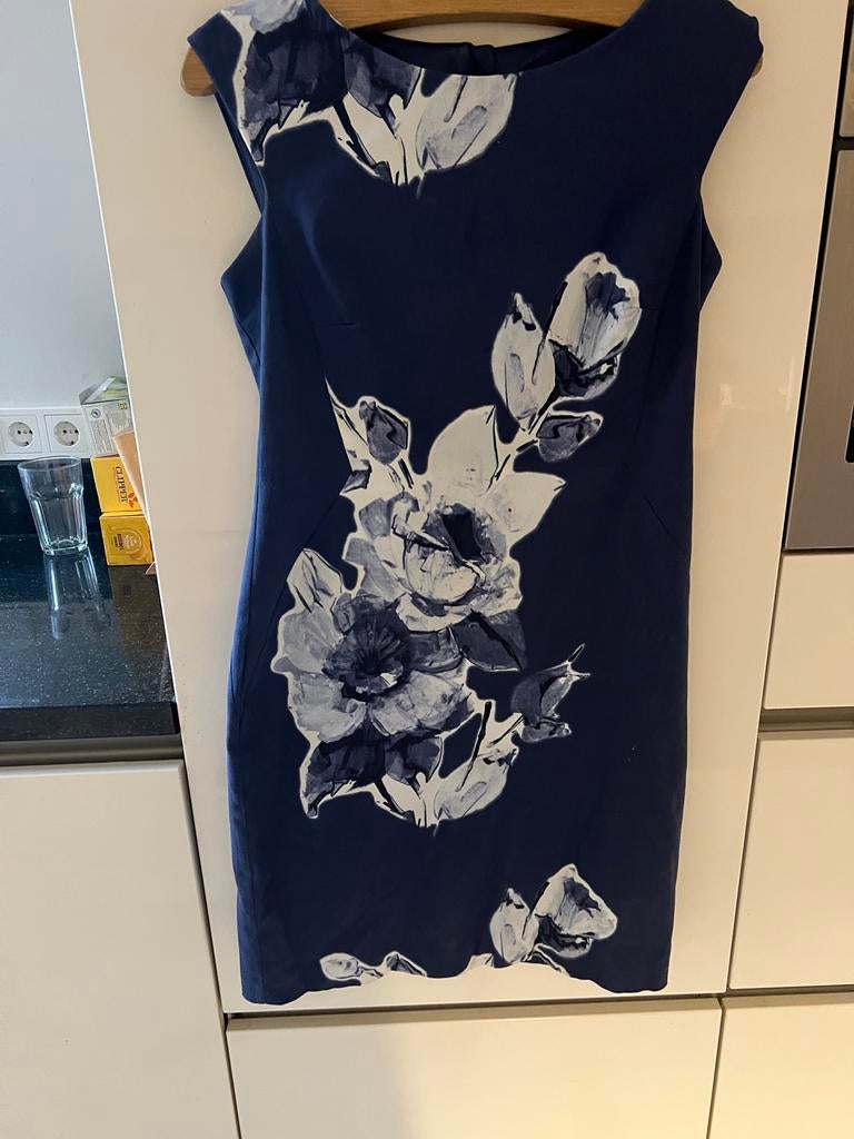 Jurk blauw paars met witte bloemen maat 38, Maat 38/40 (M), Blauw, Ophalen of Verzenden, Knielengte