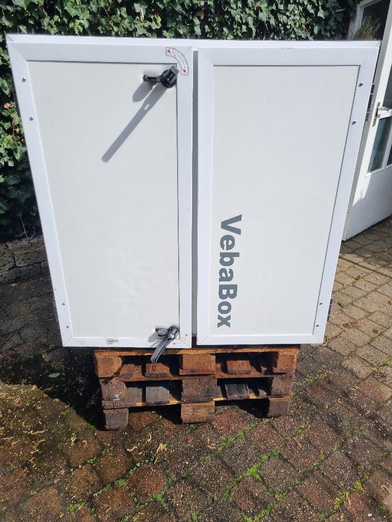 vega box, Ophalen, Gebruikt, Koelen en Vriezen