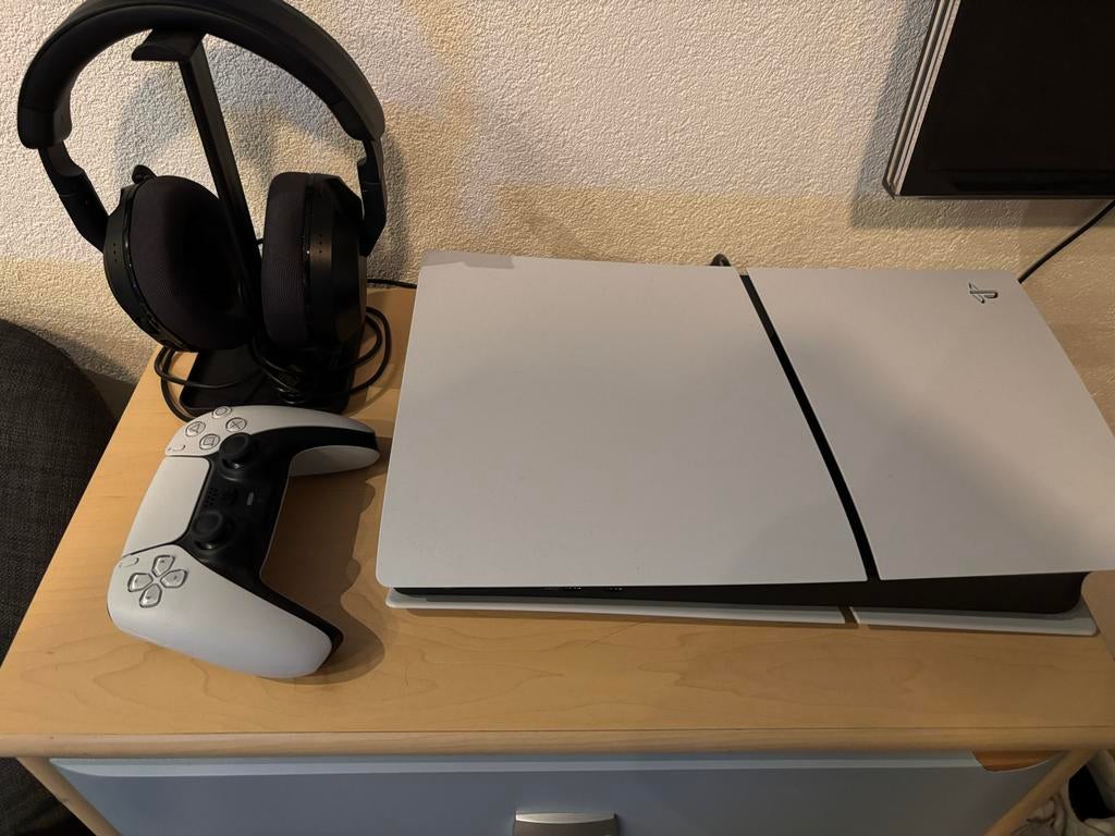 Playstation 5 Gloednieuw met incl Turtle Beach koptelef, Ophalen of Verzenden, Nieuw, Playstation 5