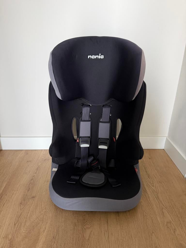 Nania kinderautostoel, Autogordel, Verstelbare rugleuning, Zo goed als nieuw, 9 t/m 36 kg