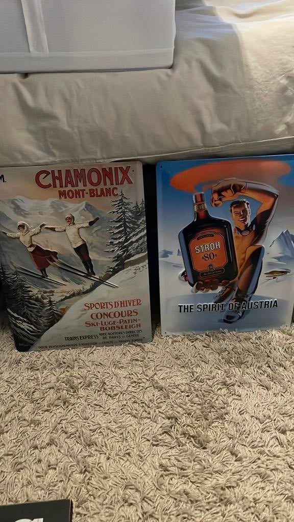 2 leuke metalen platen voor aan muur, Ophalen of Verzenden, Zo goed als nieuw