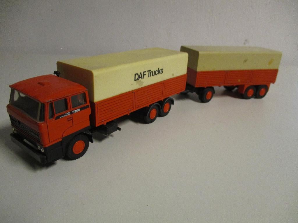 Lion Car DAF 3300 met aanhanger( rood), Ophalen of Verzenden, Gebruikt, Bus of Vrachtwagen, Lion Toys