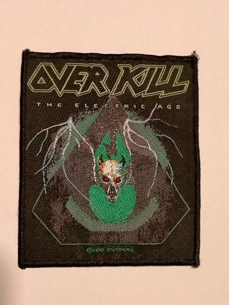 Overkill the electric age 2012 muziek metal rock patch, Verzamelen, Ophalen of Verzenden, Gebruikt, Kleding
