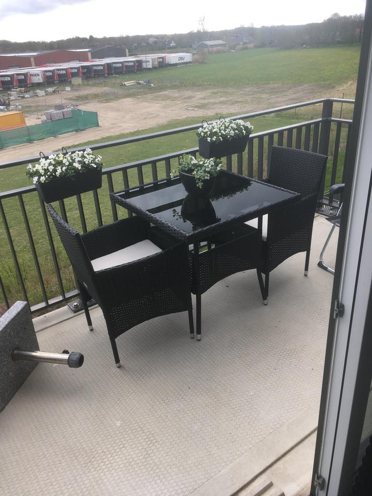 Tuinset 80x80 breed 76  hoog de tafel, Ophalen of Verzenden, Zo goed als nieuw, Schilderij, 75 tot 100 cm