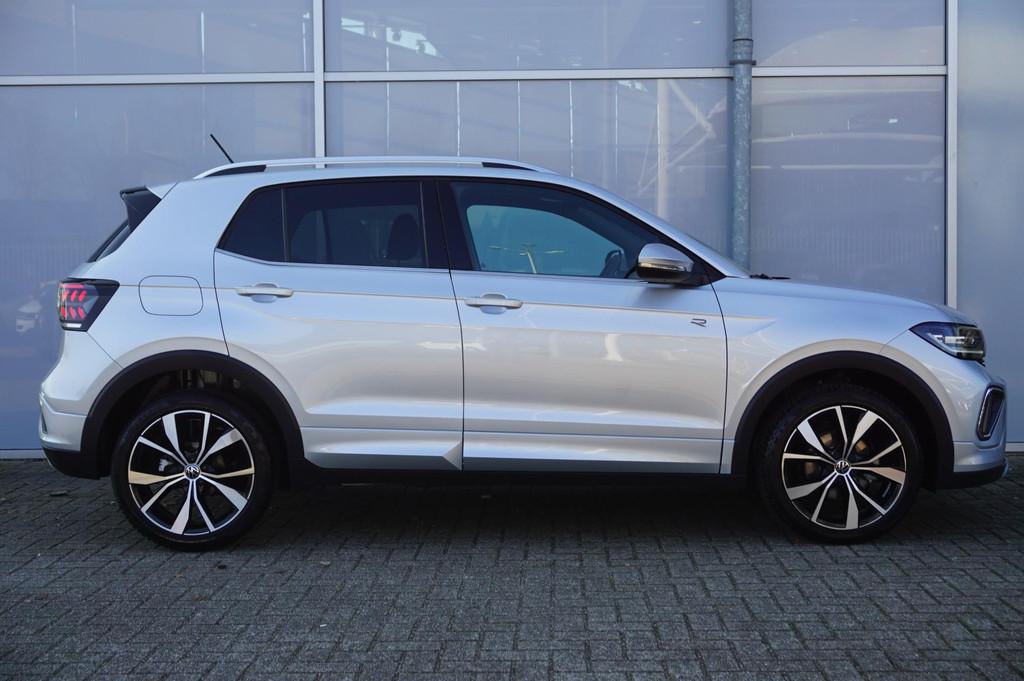 Volkswagen T-Cross 1.5 TSI 150pk DSG R-Line | Trekhaak | Ach, 12 maanden, Adaptive Cruise Control, SUV of Terreinwagen, 660 kg