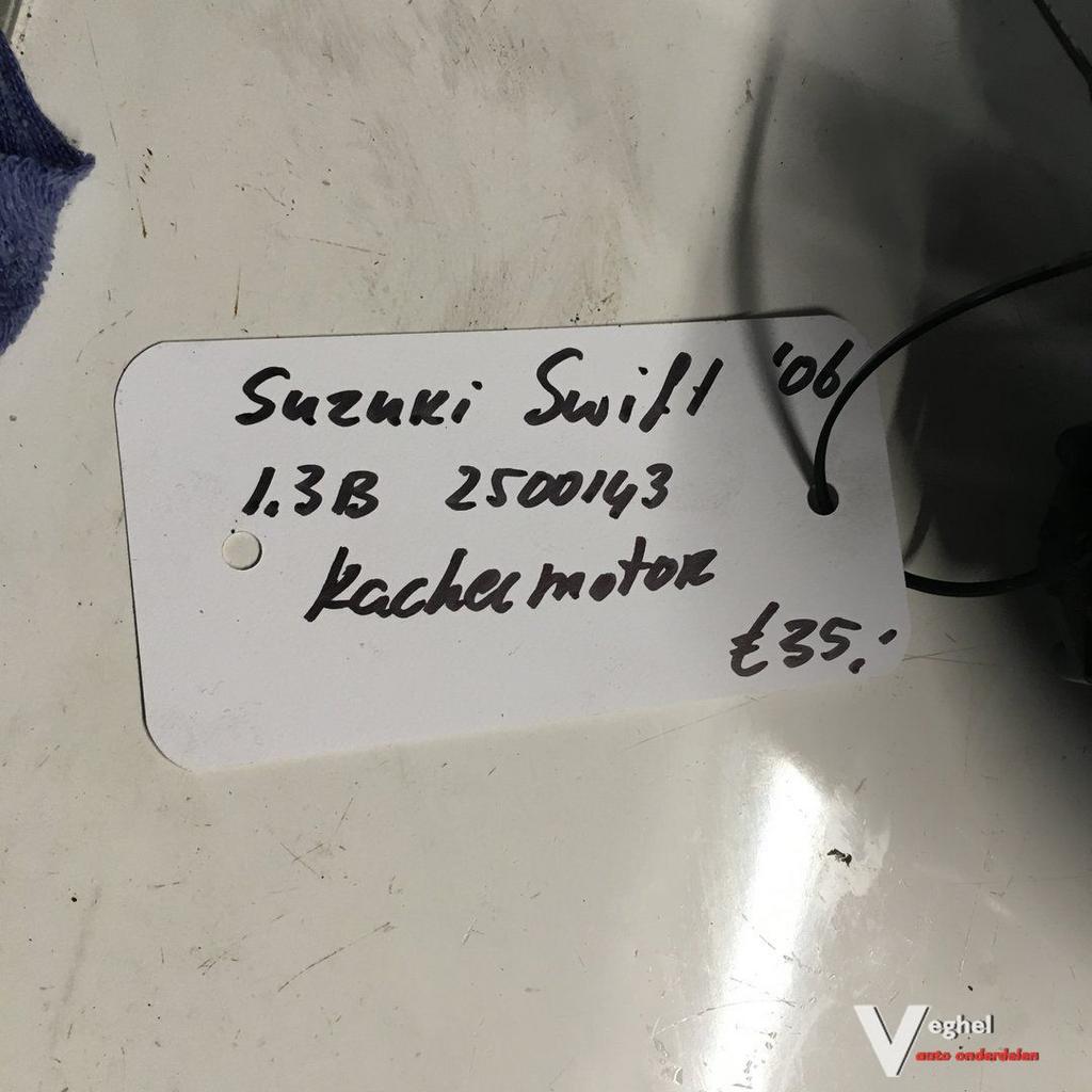 Suzuki Swift 1.3 Benzine 2006 2500143  Kachelmotor  AV272700