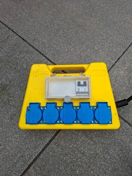 Stoppenkast met stekker ingang, Ophalen, Gebruikt