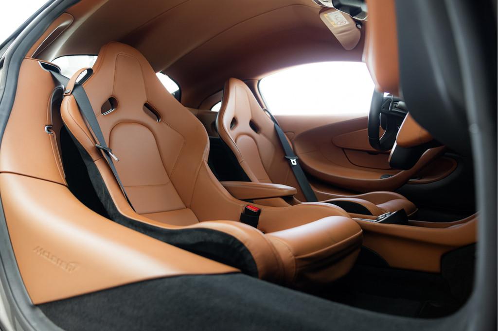 McLaren 570S 3.8 V8 | Full MSO | #0008 | World Wide Motorsho, Auto's, McLaren, Achterwielaandrijving, Gebruikt, 1415 kg, Leder