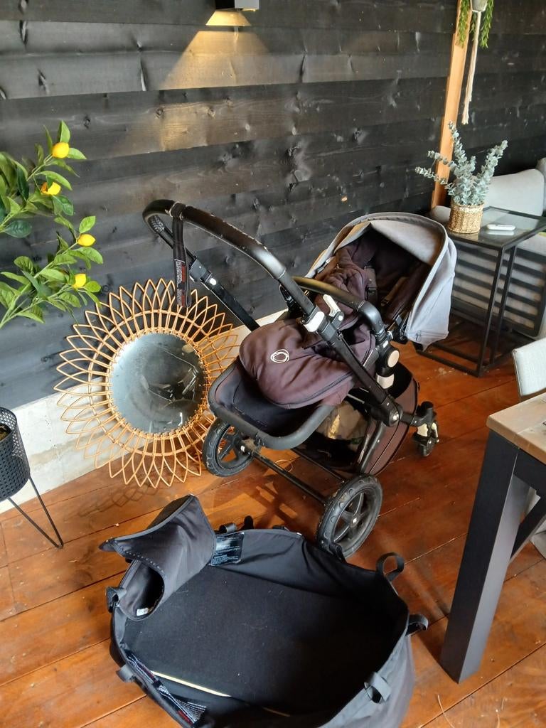 Bugaboo kinderwagen met reiswieg, Kinderen en Baby's, Kinderwagens en Combinaties, Ophalen of Verzenden