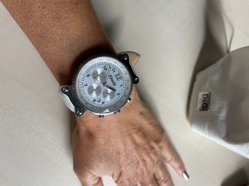 Dolce & Gabbana Horloge - Zo goed als nieuw!, Leer, Staal, Polshorloge, Ophalen of Verzenden