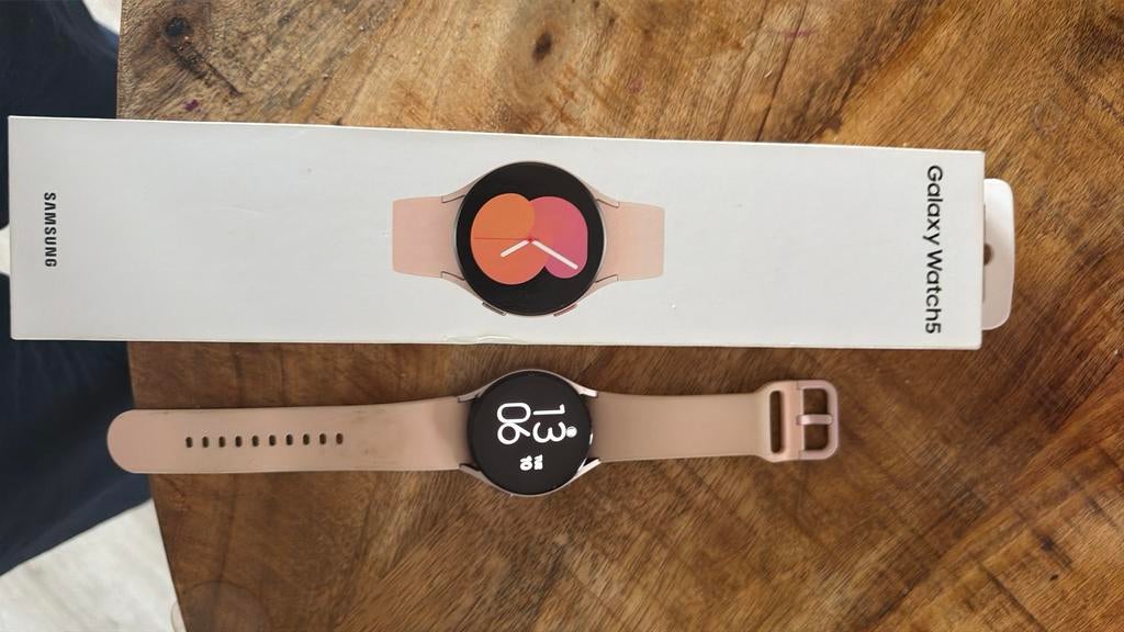 Samsung watch, Ophalen of Verzenden, Zo goed als nieuw, Roze, Android