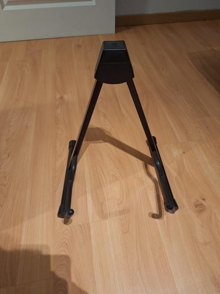 Gitaarstatief, Verzenden, Zo goed als nieuw, Instrumentstandaard, Gitaar