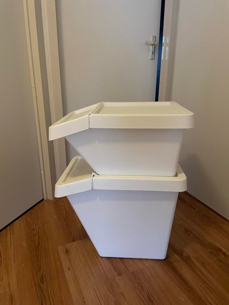 IKEA Sortera Afvalbakken met Deksel - 2 stuks, Huis en Inrichting, Woonaccessoires | Kisten, Zo goed als nieuw, Minder dan 50 cm