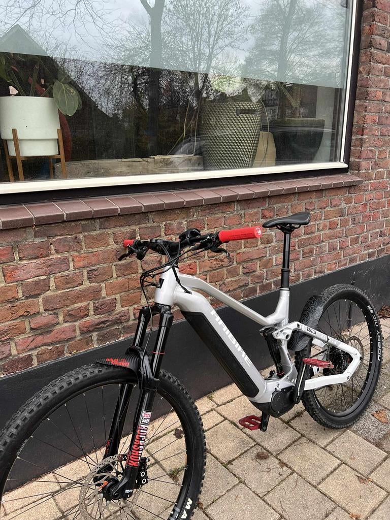 Haibike AllMtn 3 E-MTB 2024 full suspension. Low kilometers, Fietsen en Brommers, Elektrische fietsen, Ophalen of Verzenden, Zo goed als nieuw