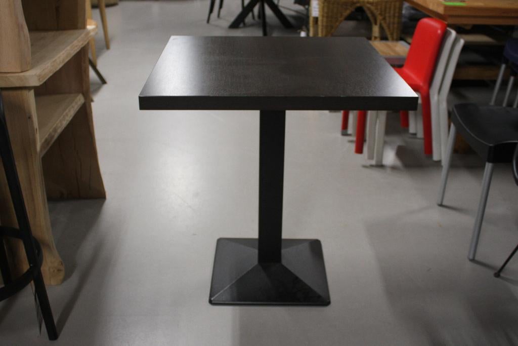 Diverse handige kleine eettafels verzorgingshuis senioren, Huis en Inrichting, Stoelen, Ophalen, Zo goed als nieuw, Overige materialen