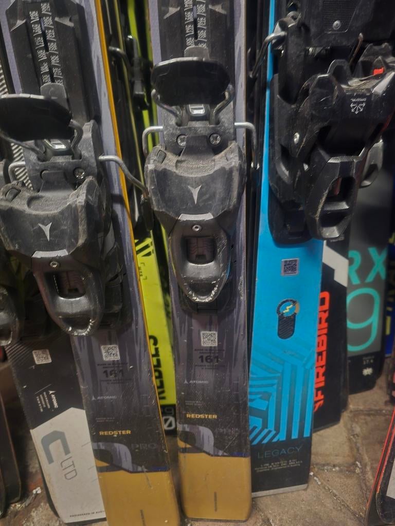 161cm ATOMIC REDSTER QPRO, Sport en Fitness, 160 tot 180 cm, Ophalen of Verzenden, Zo goed als nieuw, Carve