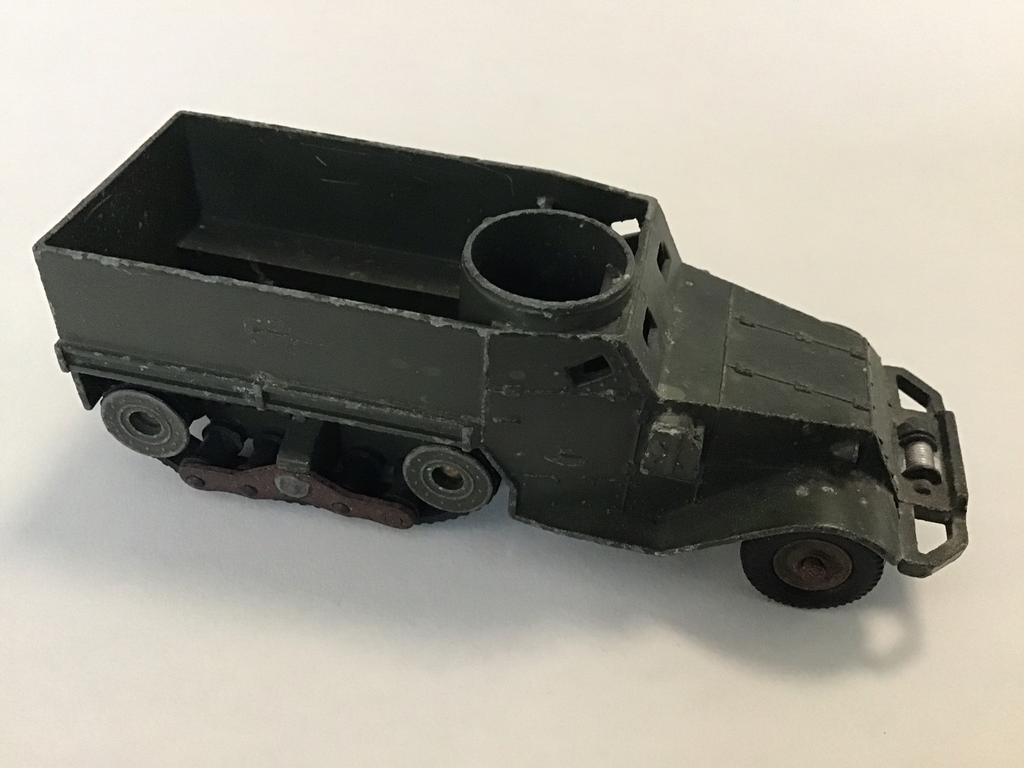 Dinky Toys Meccano 822 Half- Track Made in France., Ophalen of Verzenden, Gebruikt, Overige typen, Dinky Toys