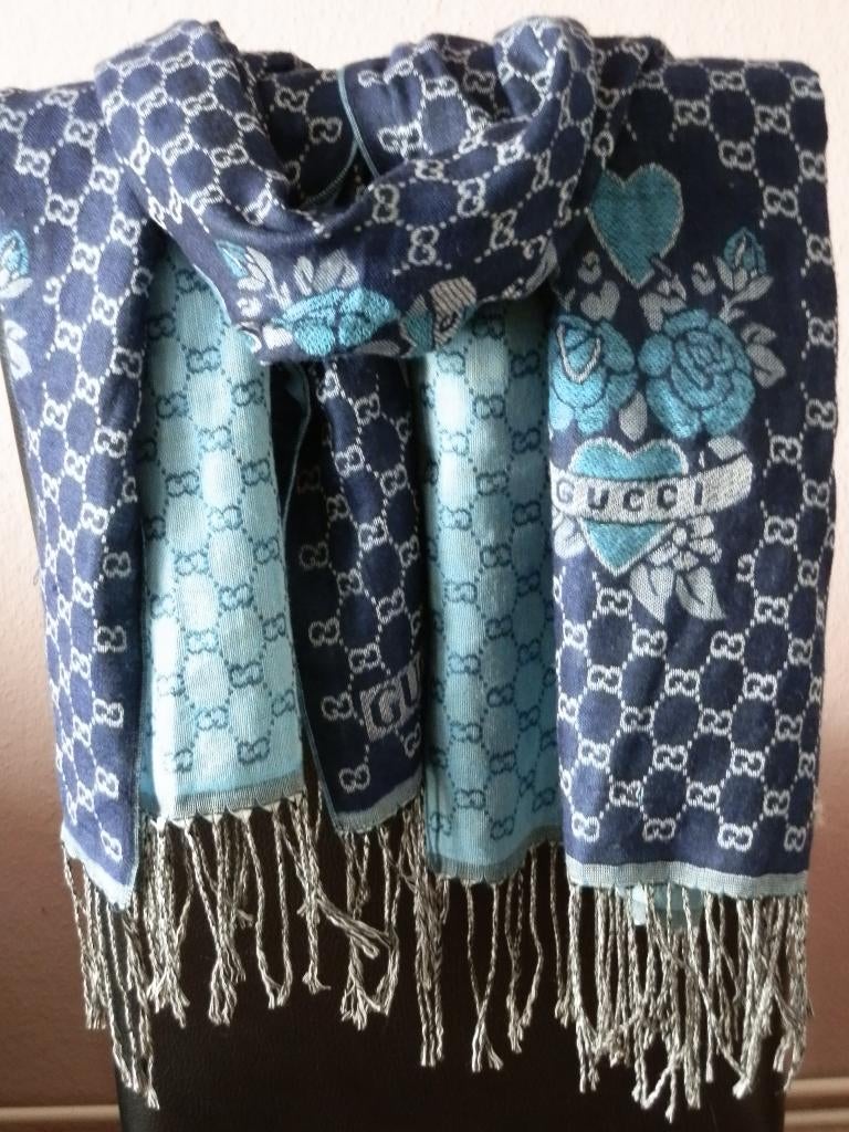 Gucci sjaal., Kleding | Dames, Mutsen, Sjaals en Handschoenen, Maat 46/48 (XL) of groter, Ophalen of Verzenden, Sjaal, Gucci