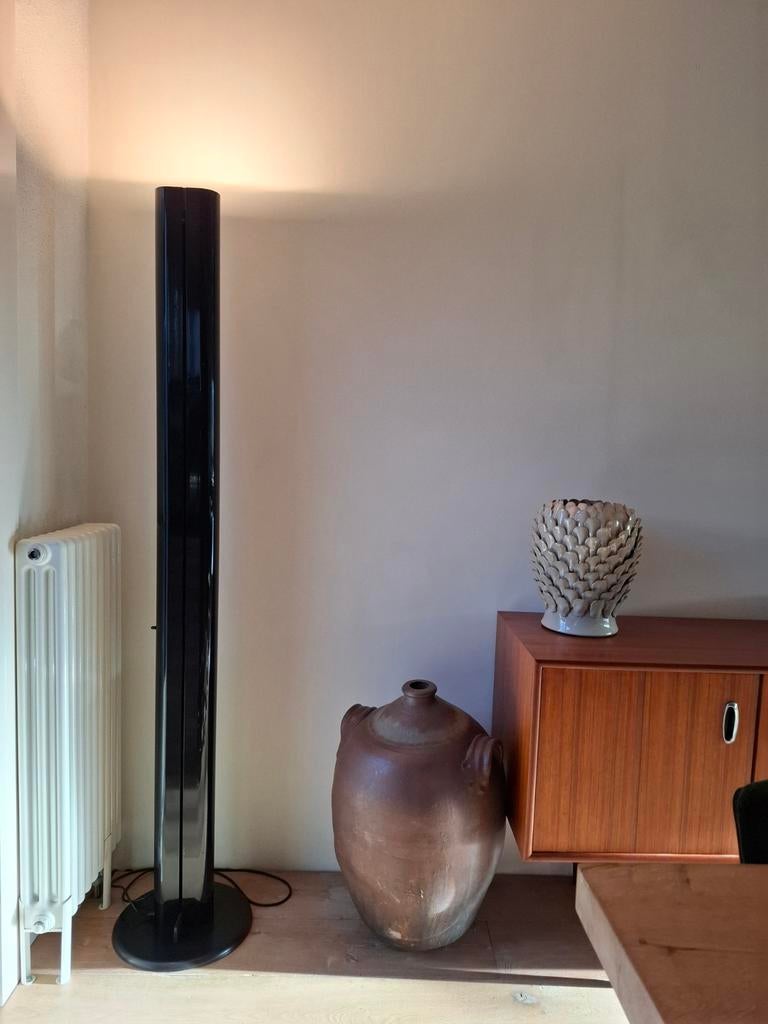 Artemide Megaron vloerlamp, Gianfranco Frattini, 1985. Retro, Ophalen, Gebruikt