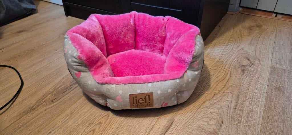 Katten/Honden mand, Ophalen, Zo goed als nieuw