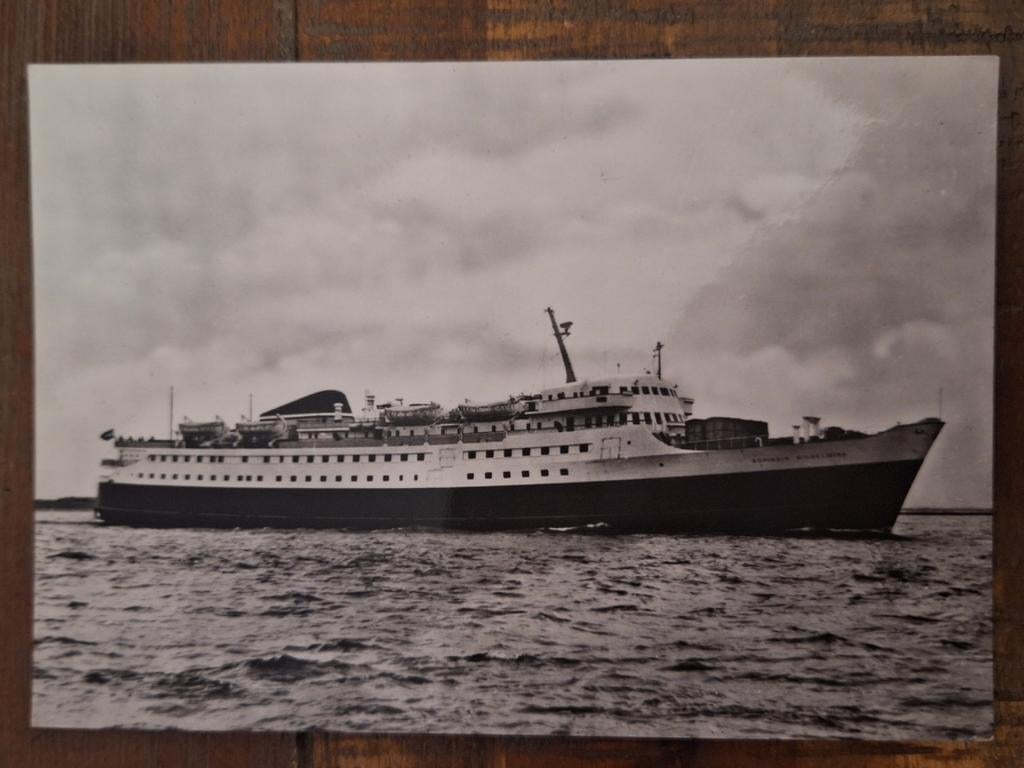 Schepen - MS Koningin Wilhelmina, Ophalen of Verzenden, Ongelopen, Voertuig