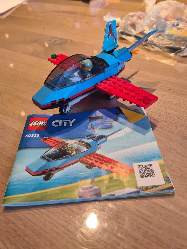 Lego vliegtuig 60323, Ophalen, Zo goed als nieuw