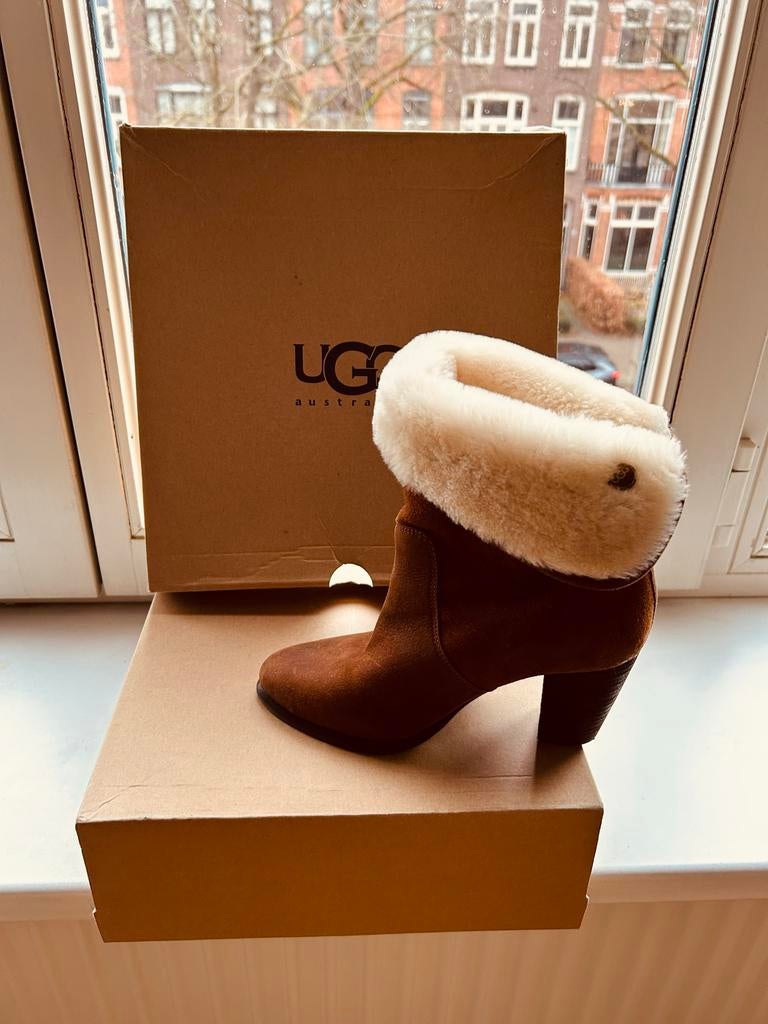Warme UGG Laarzen Maat 36, Verzenden, Zo goed als nieuw, Bruin, Lage of Enkellaarzen