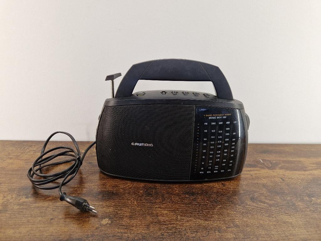 Grundig music boy 180 Radio, -, -, Ophalen of Verzenden, Zo goed als nieuw