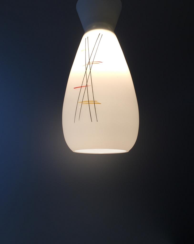 70s glass hanging lamp vintage silence of the lamps, Gebruikt, Mid century modern vintage design, Ophalen of Verzenden, Glas