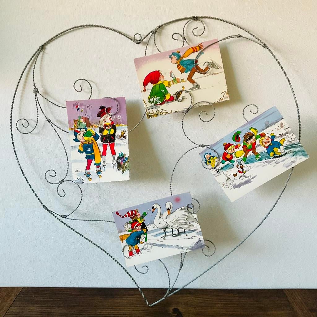 ANSICHTKAARTEN HOUDER ♥️ HART VORM METAAL, Ophalen of Verzenden, Zo goed als nieuw