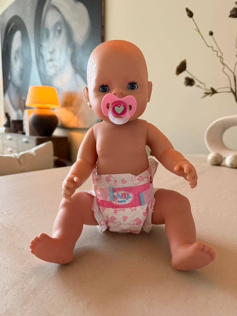 Baby Born Emma, Kinderen en Baby's, Speelgoed | Poppen, Ophalen, Zo goed als nieuw, Babypop