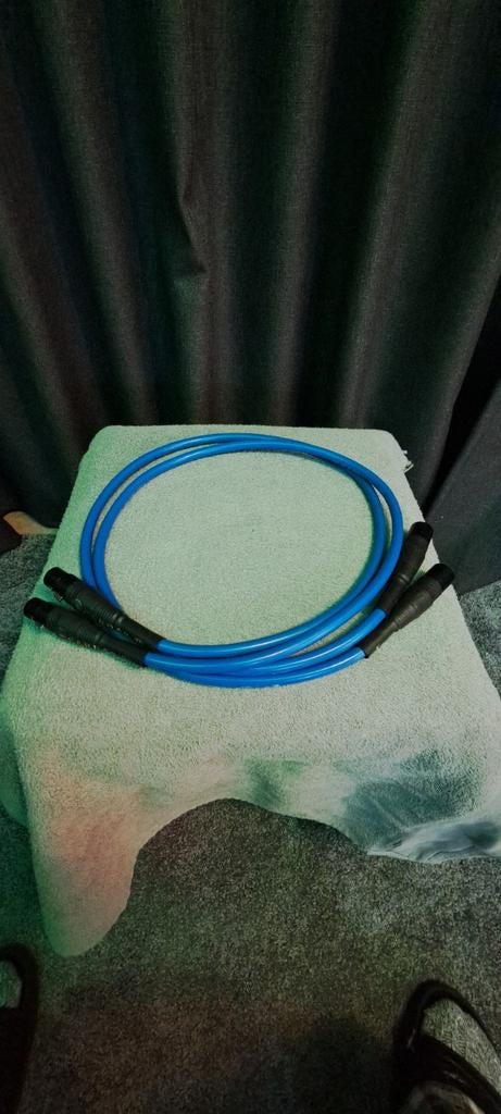 Cardas Clear XLR interlinks 1M LANG 2 stuks, Audio, Tv en Foto, Ophalen of Verzenden, Zo goed als nieuw, Minder dan 2 meter, Interlink-kabel